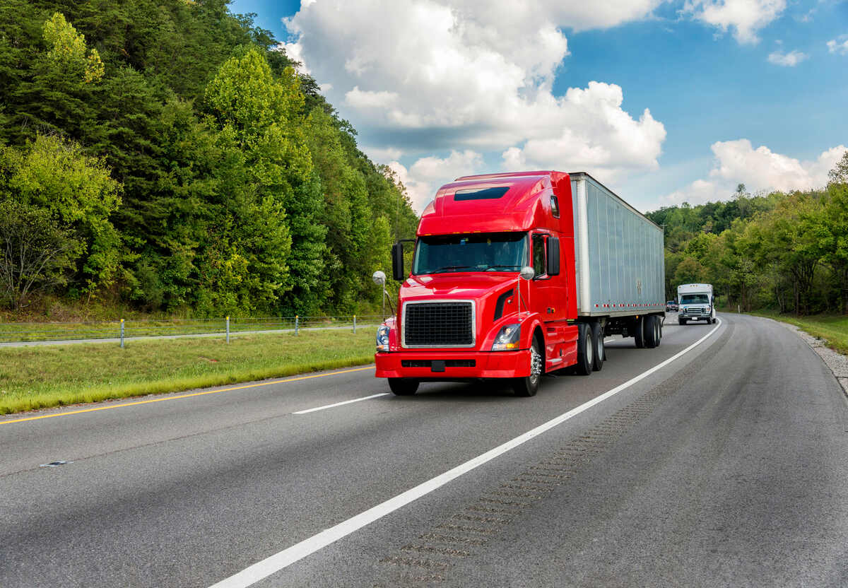 Is Leasing A Semi Trailer Worth It-